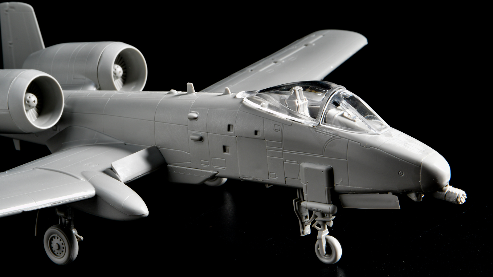 花金だ！仕事帰りに買うプラモ。空の横綱!!「A-10A サンダーボルトII