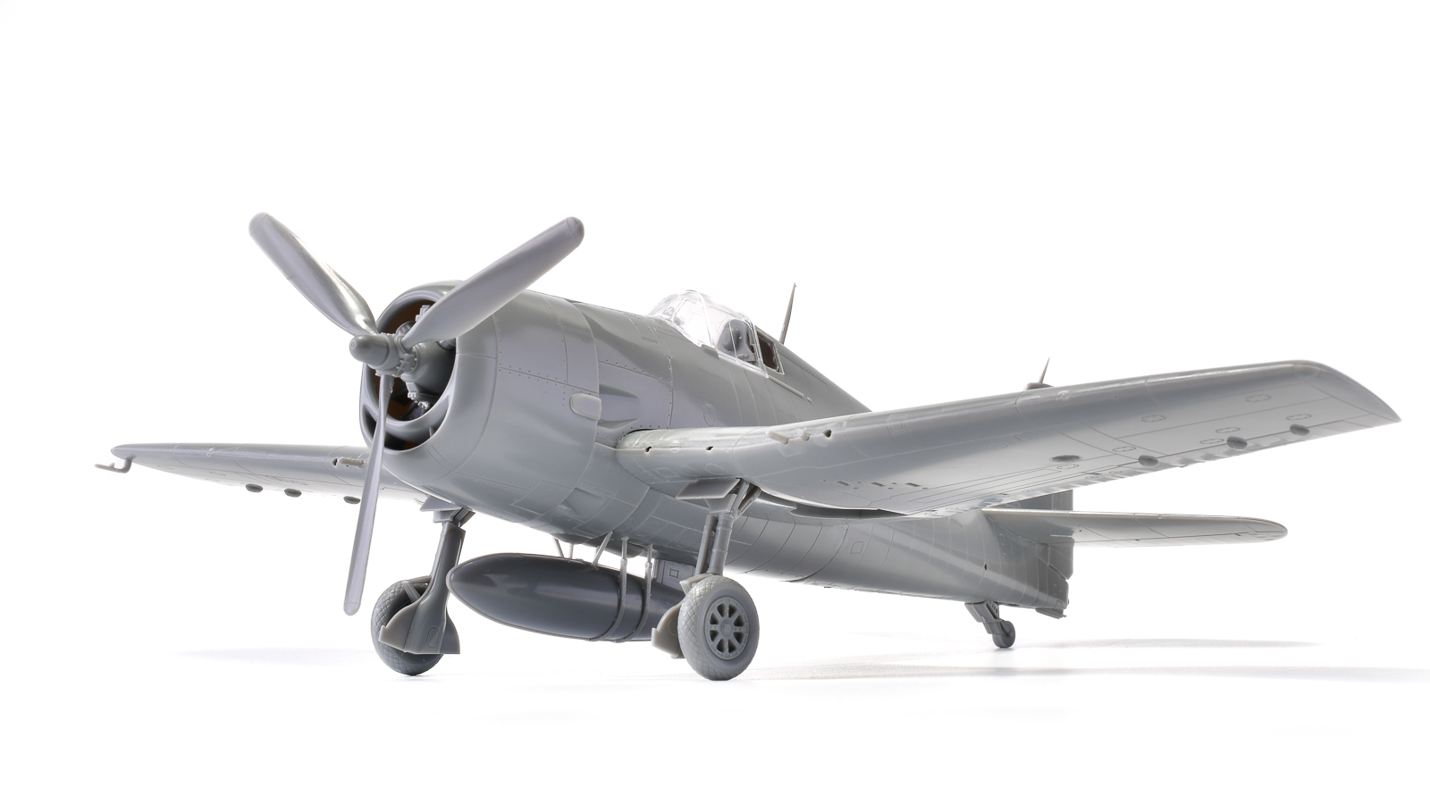 花金だ！仕事帰りに買うプラモ。令和の零戦を平成の化け猫で迎え撃つ