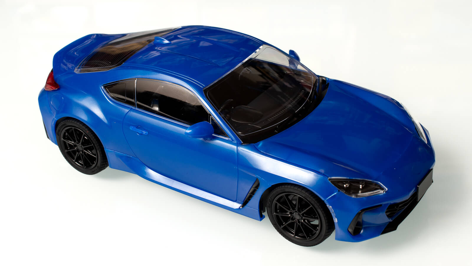 久々の運転で気づいた「今の車の走りやすさと車プラモデルの快適な組み