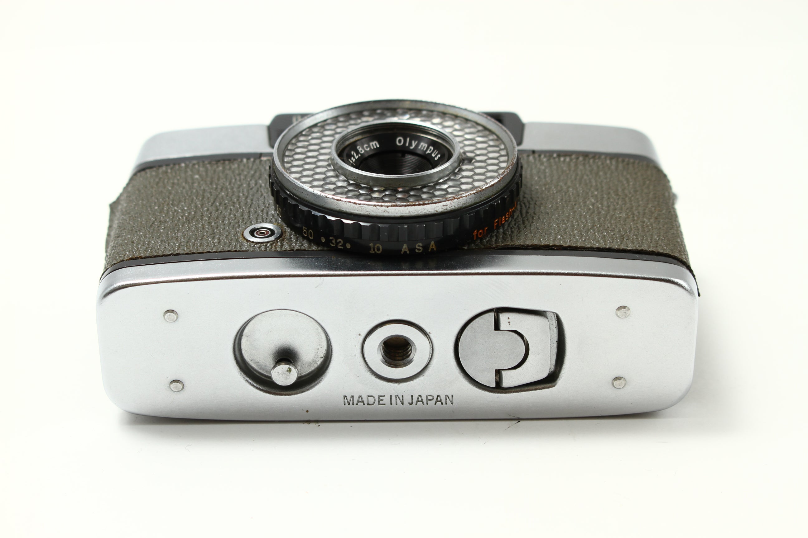 OLYMPUS (オリンパス) PEN-EE D.Zuiko 2.8cm/3.5 フィルムカメラ