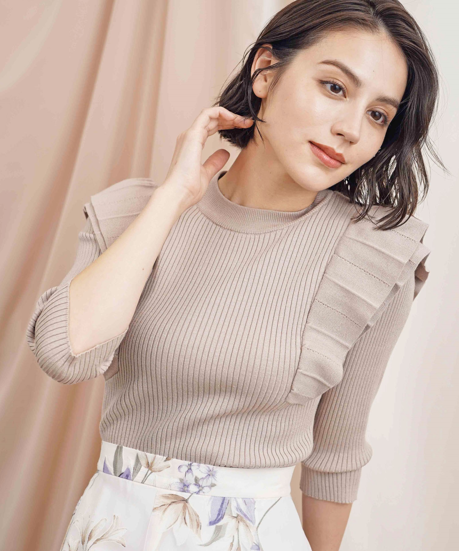 ショルダーフリルリブニット | ニット | NOELA OFFICIAL WEB STORE