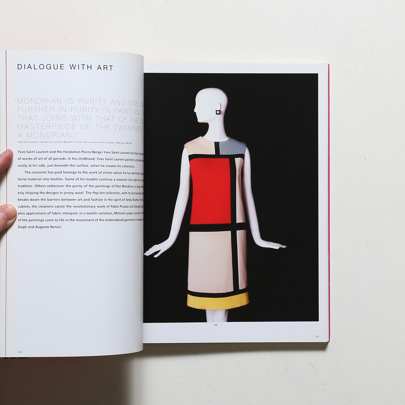 Yves Saint Laurent Style | イヴ・サンローラン | nostos books