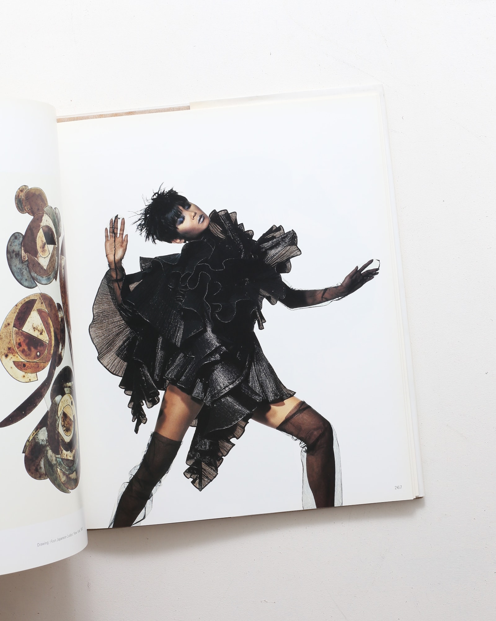 Passage | Irving Penn | nostos books ノストスブックス