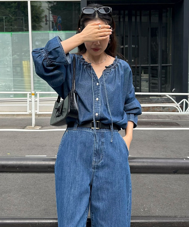 フリルカラーデニムブラウス（4-0021-5-21-003）｜fredy emue(フレディ