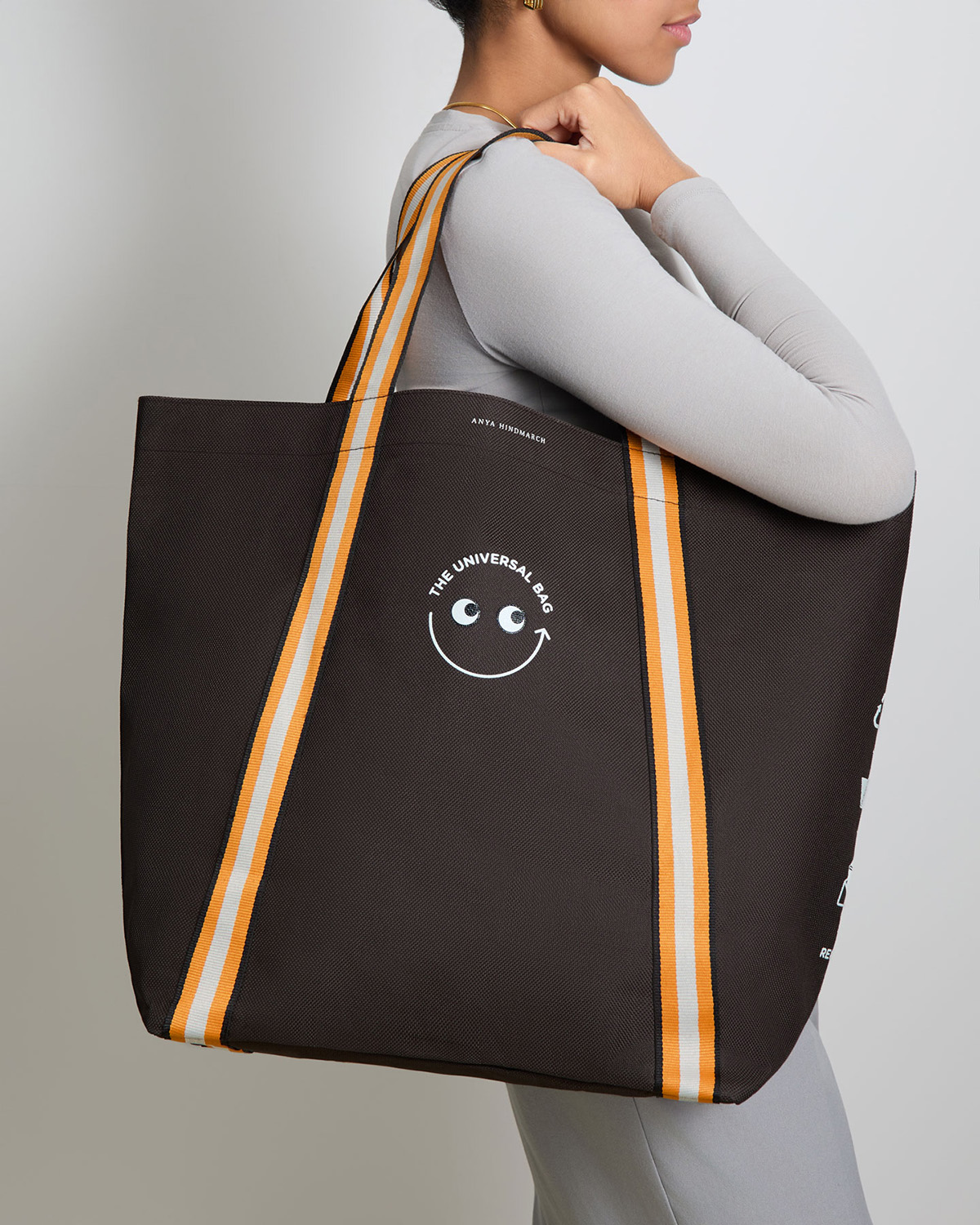 アニヤ・ハインドマーチ」新作エコバッグ2種が発売。ミニサイズと