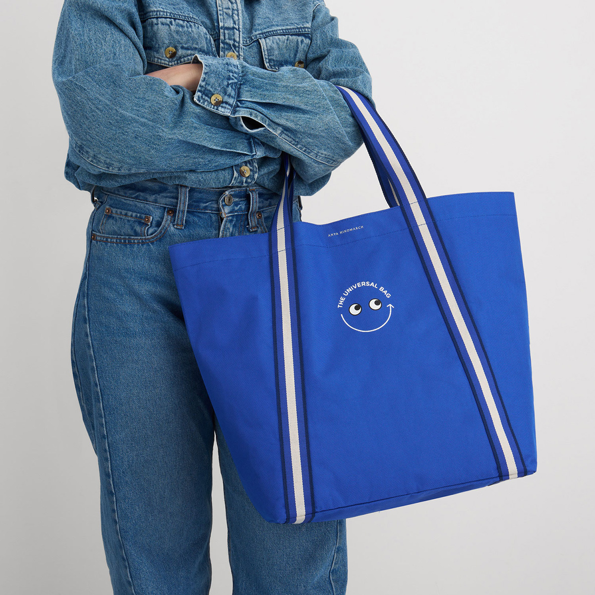 アニヤ・ハインドマーチ」新作エコバッグ2種が発売。ミニサイズと