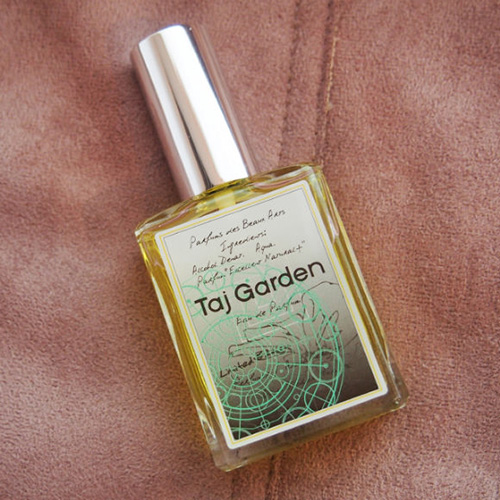 日本人のためのボタニカルフレグランス「ダウンパフューム」【美容プロ