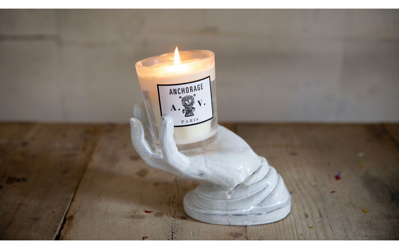 香の世界一周」をテーマにした、パリ発【アスティエ・ド・ヴィラット