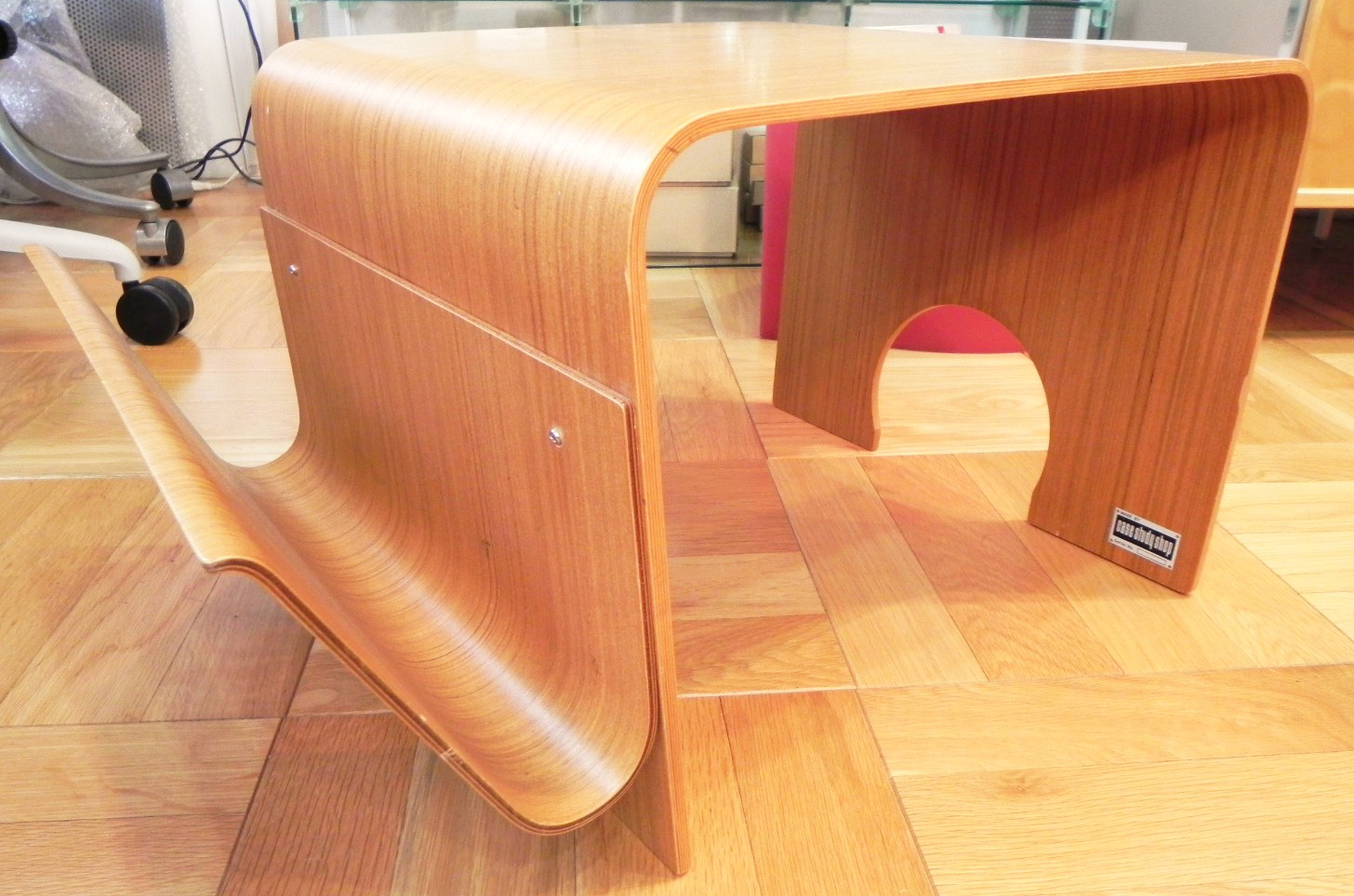 アンダーカバーとケーススタディショップのコラボ家具「エレファント