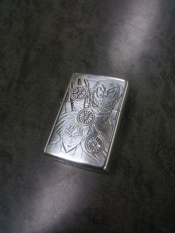 アカギ」ZIPPOが特装版の特典に、アカギと鷲巣を刻印 - コミックナタリー