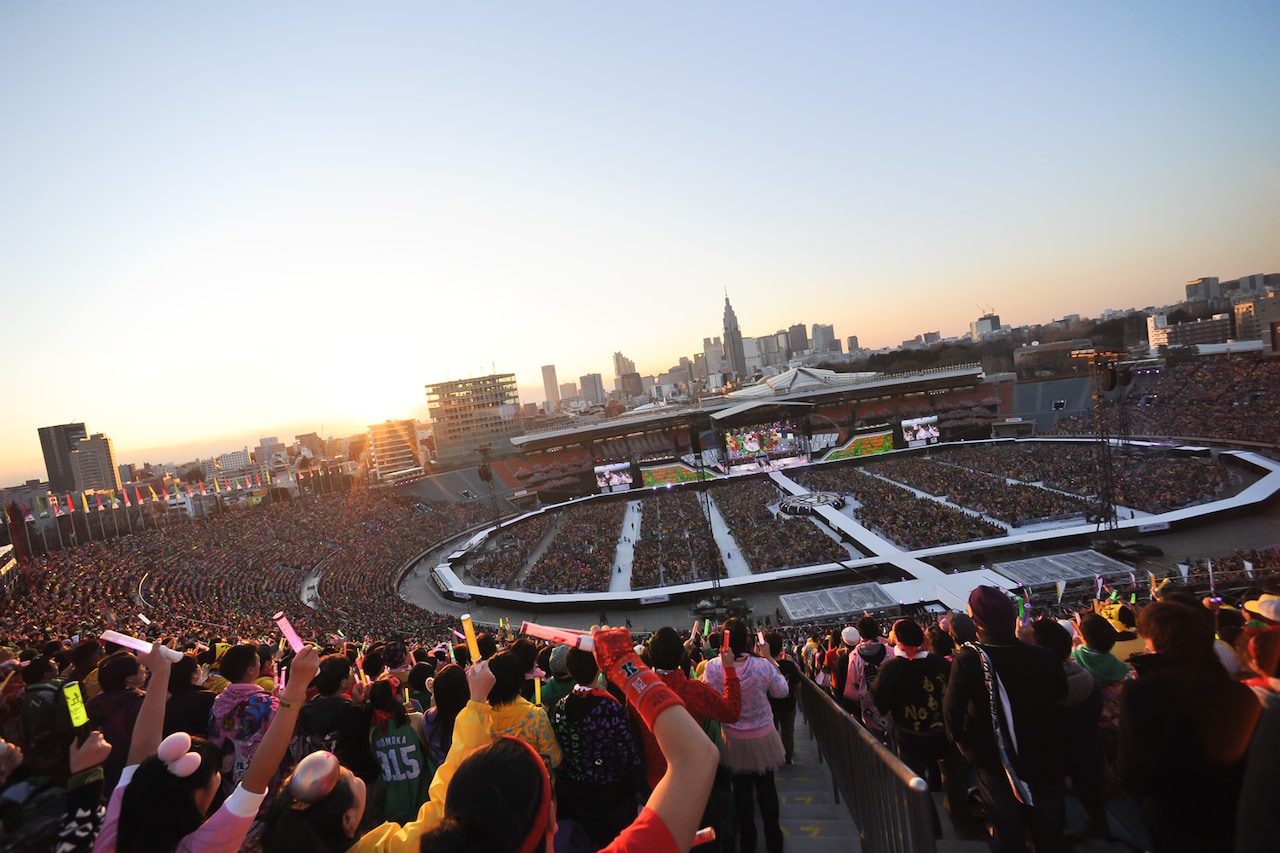 ももいろクローバーZ「ももクロ春の一大事2014 国立競技場大会～NEVER