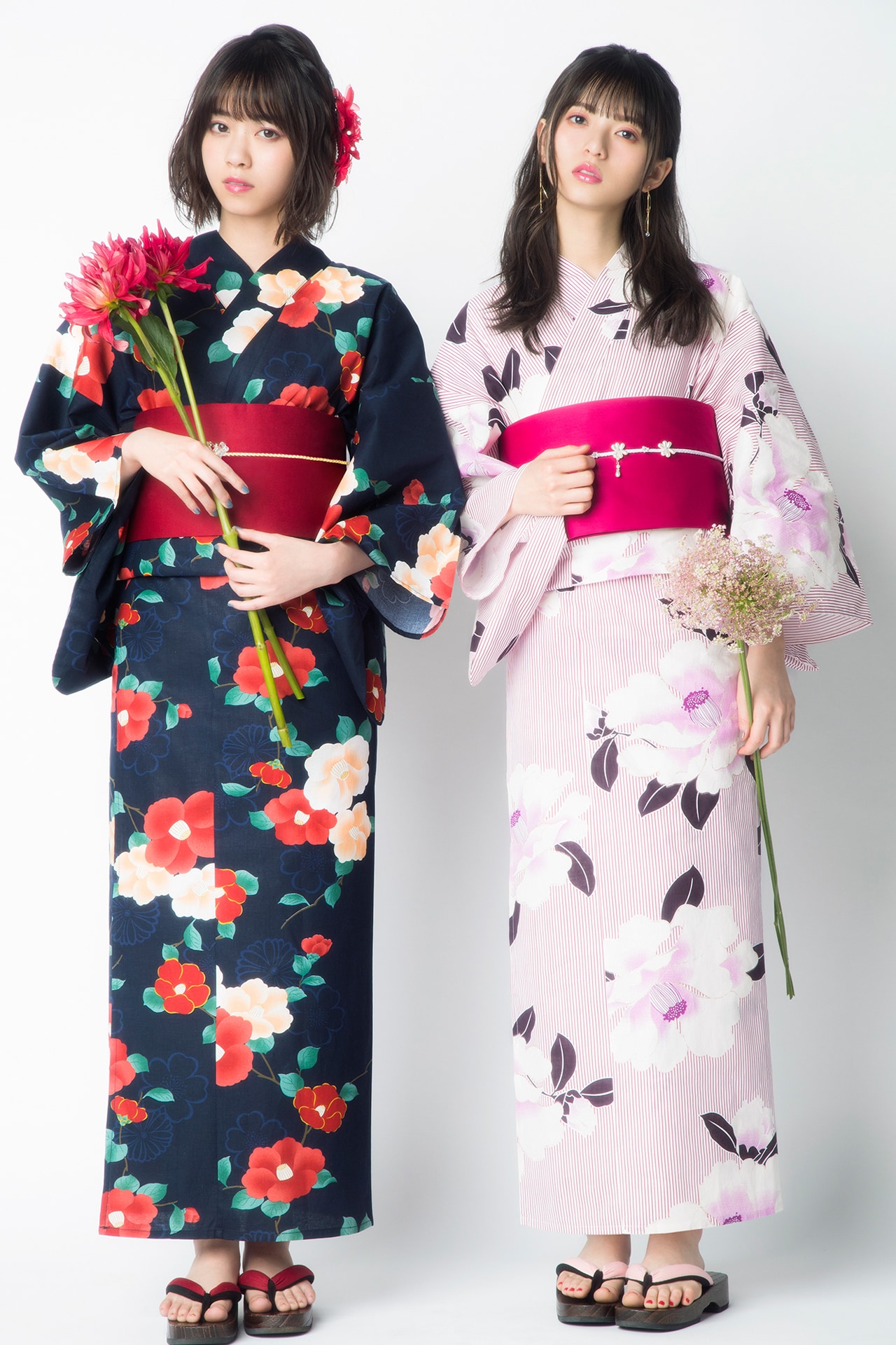 乃木坂46西野七瀬＆齋藤飛鳥、椿柄の艶やか浴衣姿を披露 - 音楽ナタリー