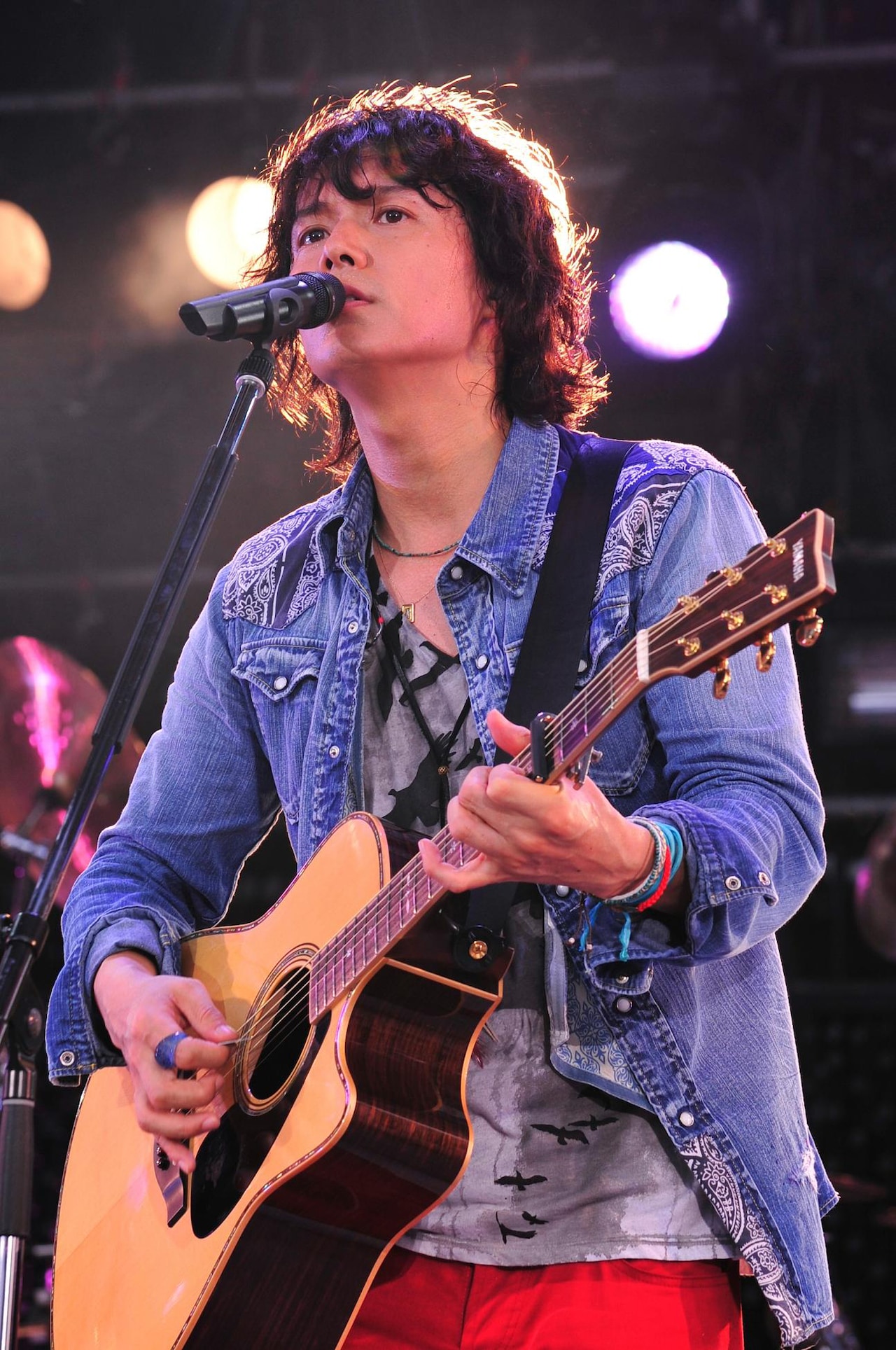 福山雅治の道標ツアー＆故郷“音返し”稲佐山ライブがDVD化 - 音楽ナタリー