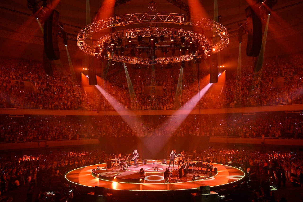 藤井フミヤが40年分の歌を届けた111回目の武道館、燃え尽きながらも