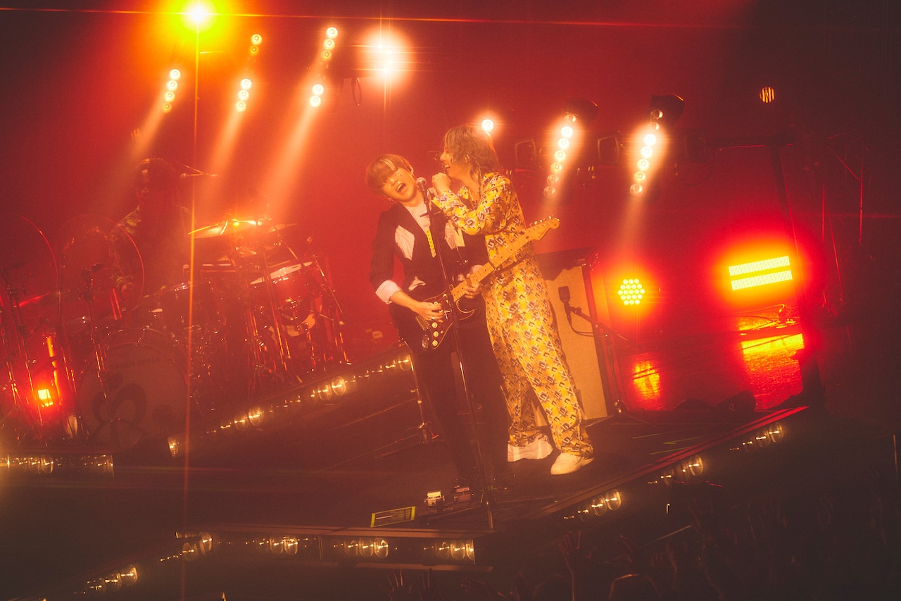 Mrs. GREEN APPLE「ゼンジン未到とリライアンス～復誦編～」東京・Zepp