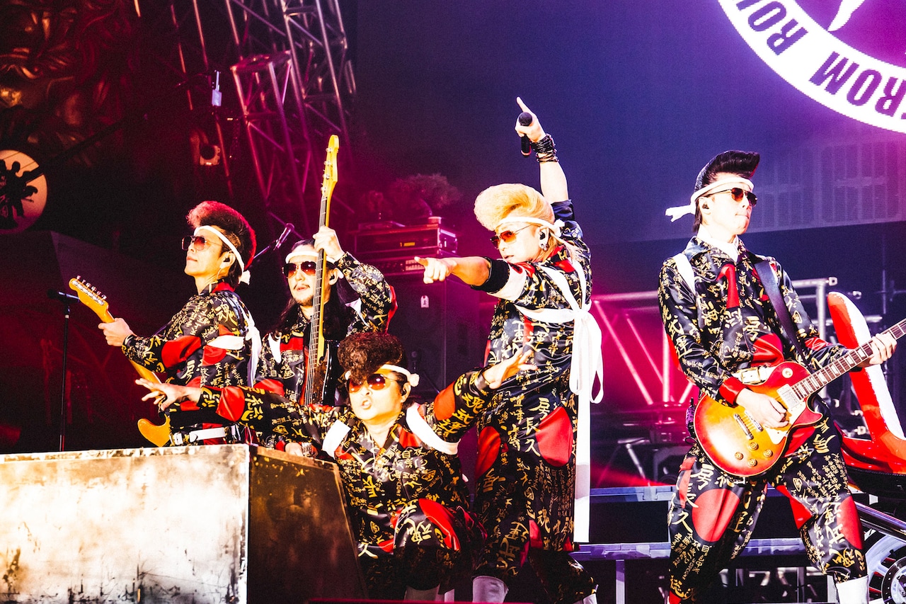 氣志團万博2025」特集｜今年はさらに「幸せにしかしない」綾小路 翔が