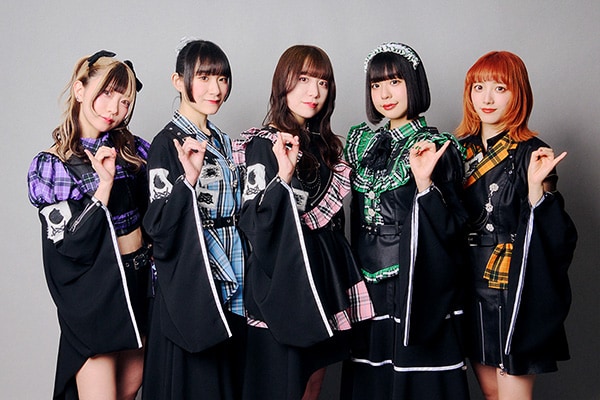 カントリー・ガールズ、稲場愛香が喘息のため活動休止 - 音楽ナタリー