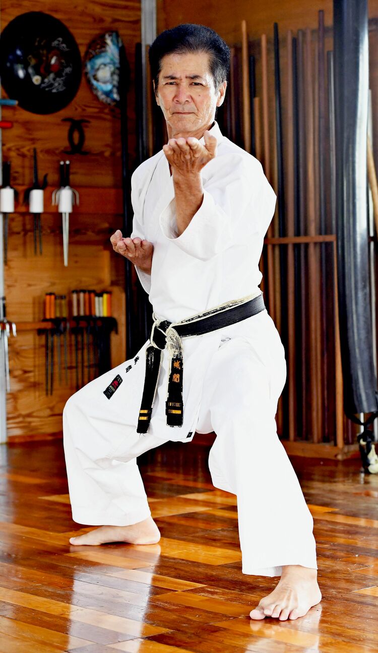 求道 我が道］出会い 礼儀に重き 沖縄剛柔流秀武館 城間空手道場館長