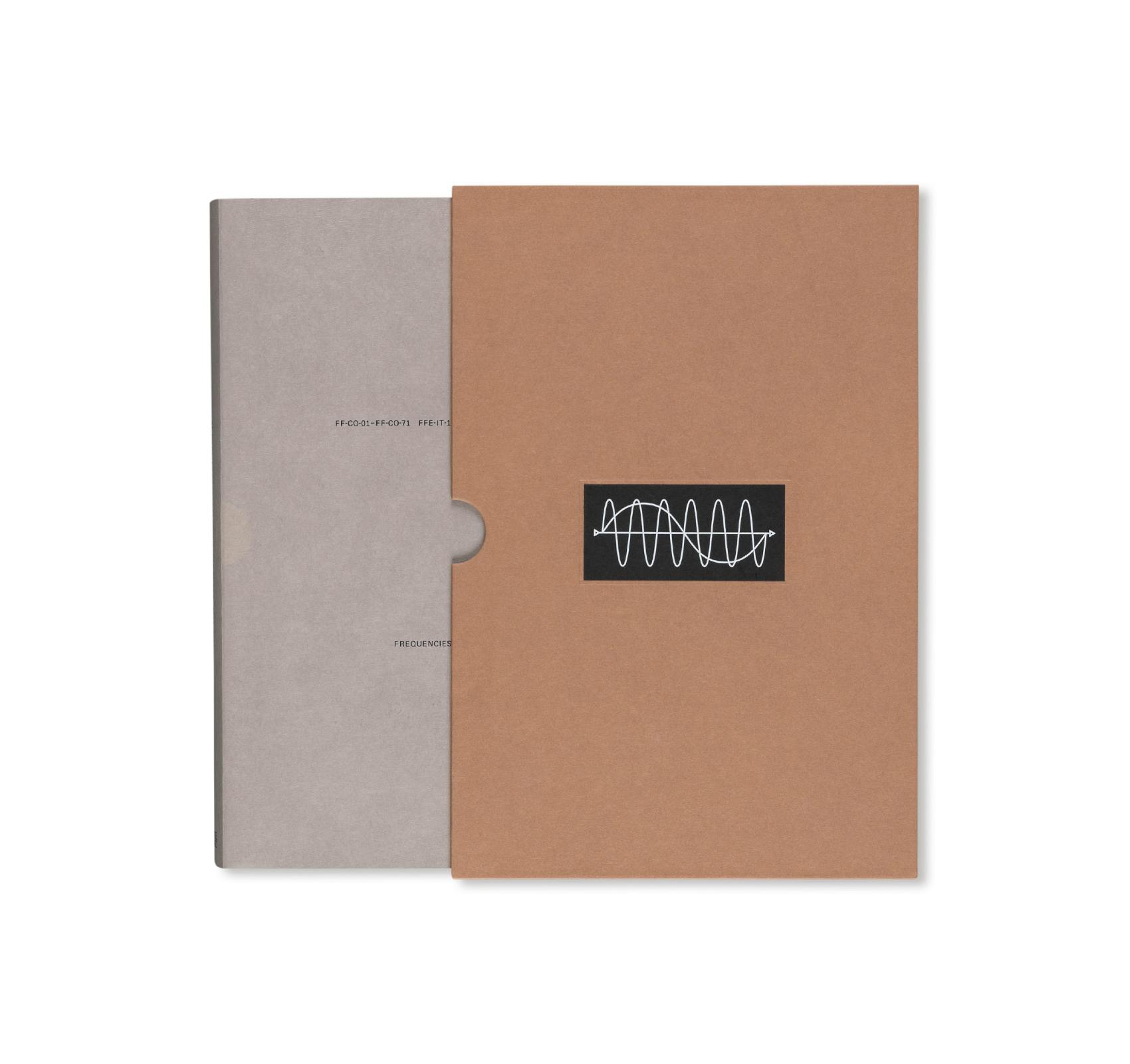 FREQUENCIES：オスカー・ムリーリョ | OIL - 現代アート・絵画の販売・通販