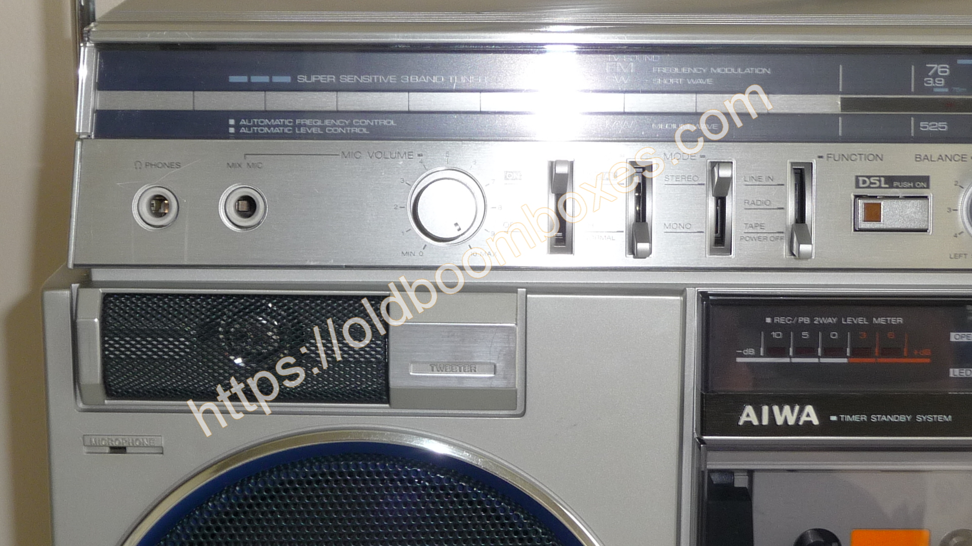 AIWA CS-J60 Stereo Radio Cassette Recorder - Old Boomboxes