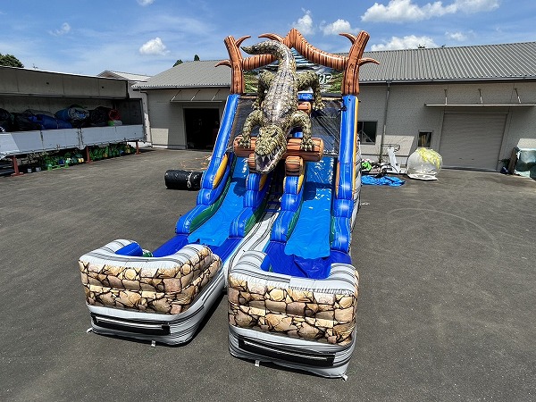 ウェーブウォータースライダー | イベントアイテムのワン・ステップ