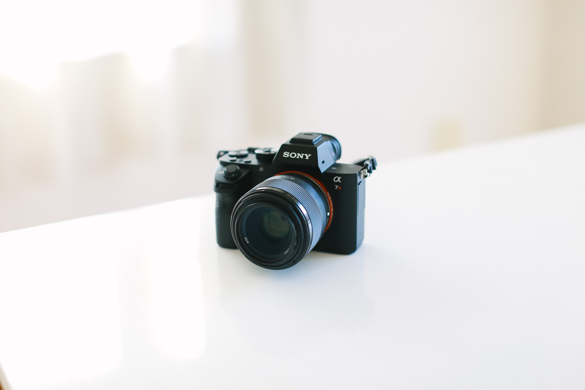 ソニーαEマウント50mm単焦点レンズ「FE 50mm F1.8（SEL50F18F）」を