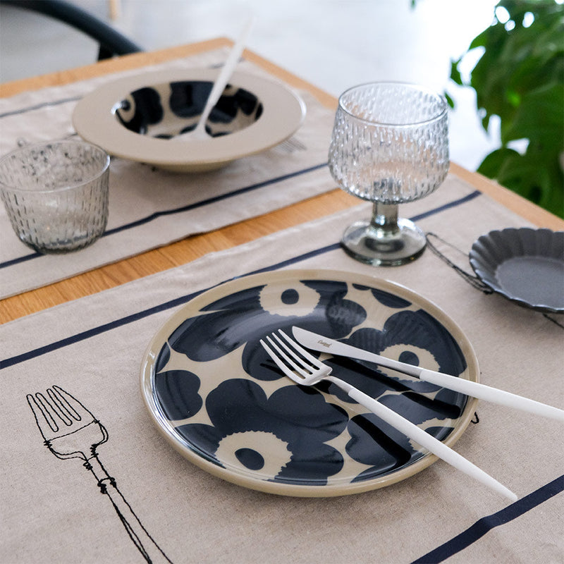 ウニッコ プレート ダークブルー×テラ｜マリメッコ – イルムス