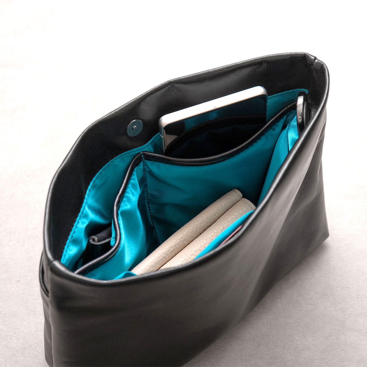 ANJOER・サコッシュ 大阪かばんオンラインショップ