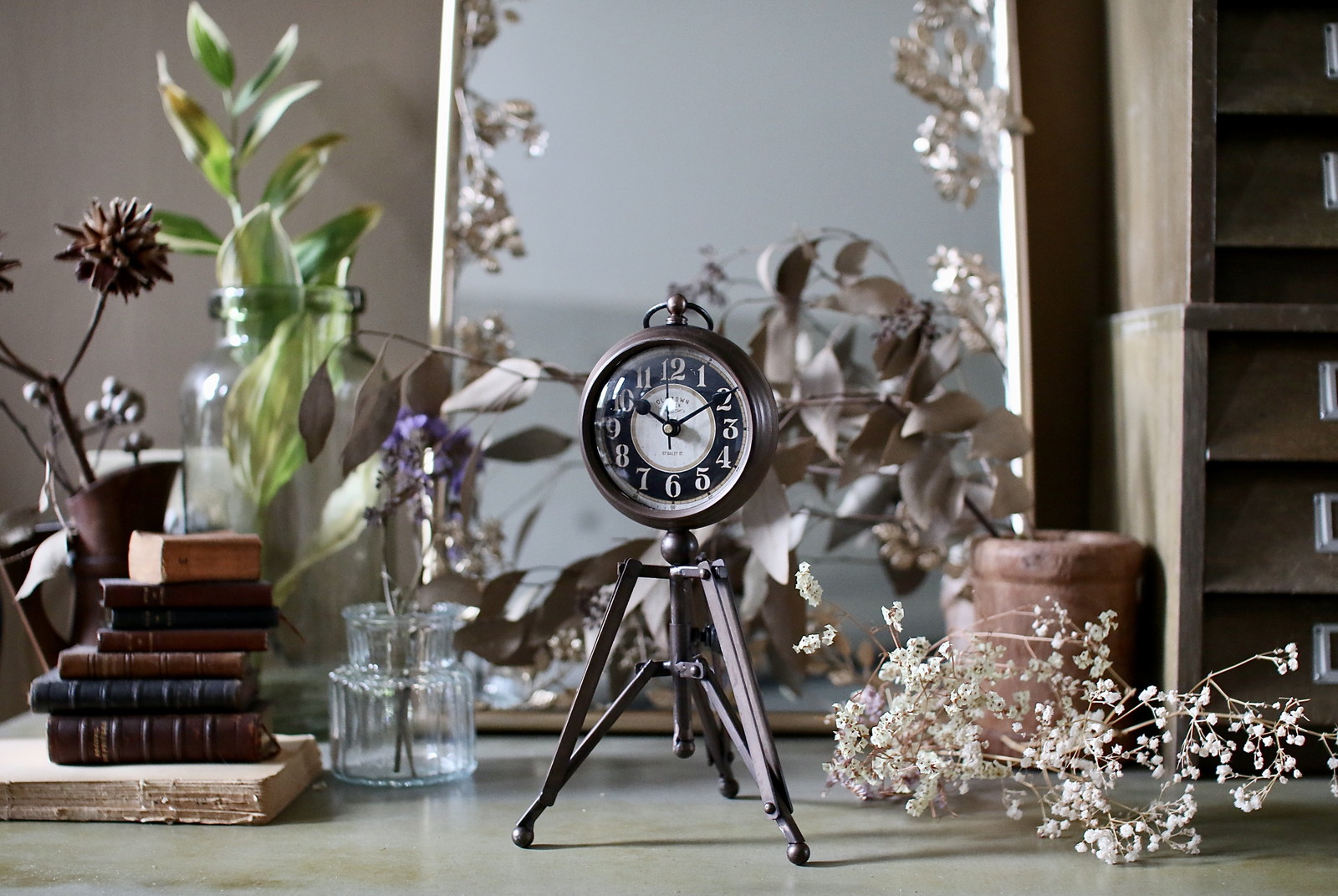 個人宅配送不可】ｽﾀﾝﾄﾞｸﾛｯｸ三脚ｶｯﾊﾟｰ: デコレーションアイテム ｜ YDM