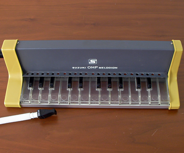 organ69 : [kh141]Suzuki Melodion OHP-25