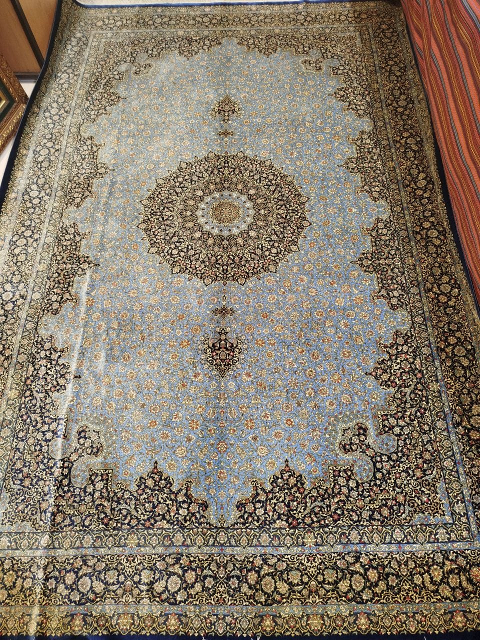 高級ペルシャ絨毯クム産シルク100％ メフルバフ工房 302×204cm（FN