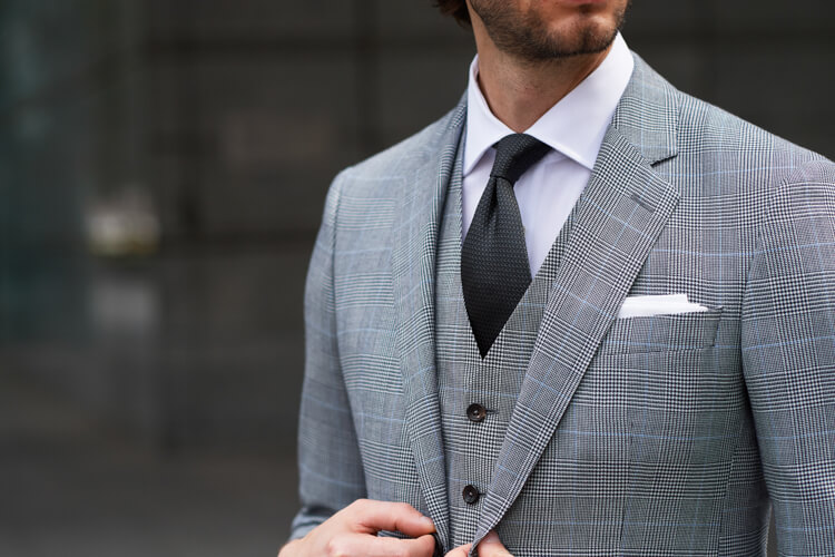 HACKETT LONDON(ハケット ロンドン)は軽妙洒脱なビジネスマン御用達の