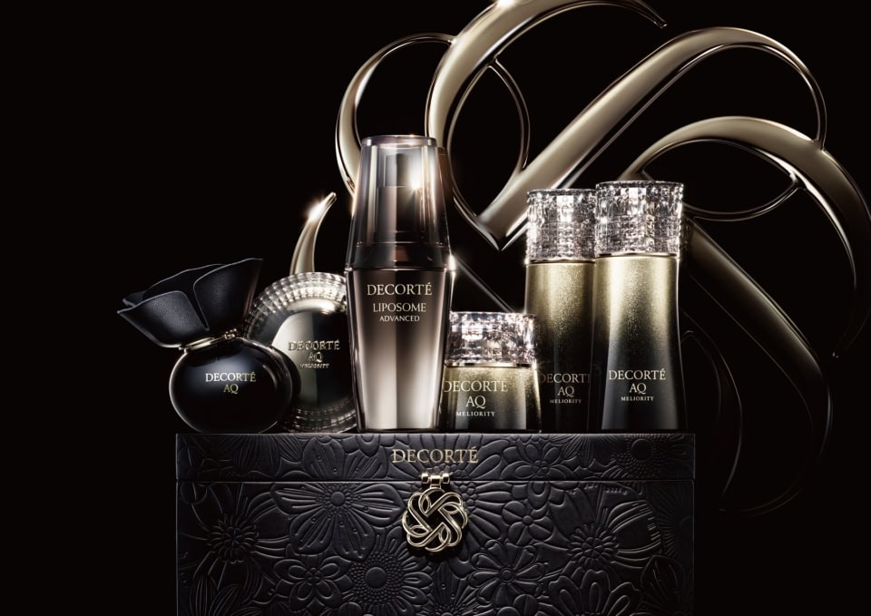 コスメデコルテ2025クリスマスコフレ｜予約・発売日、豊富な