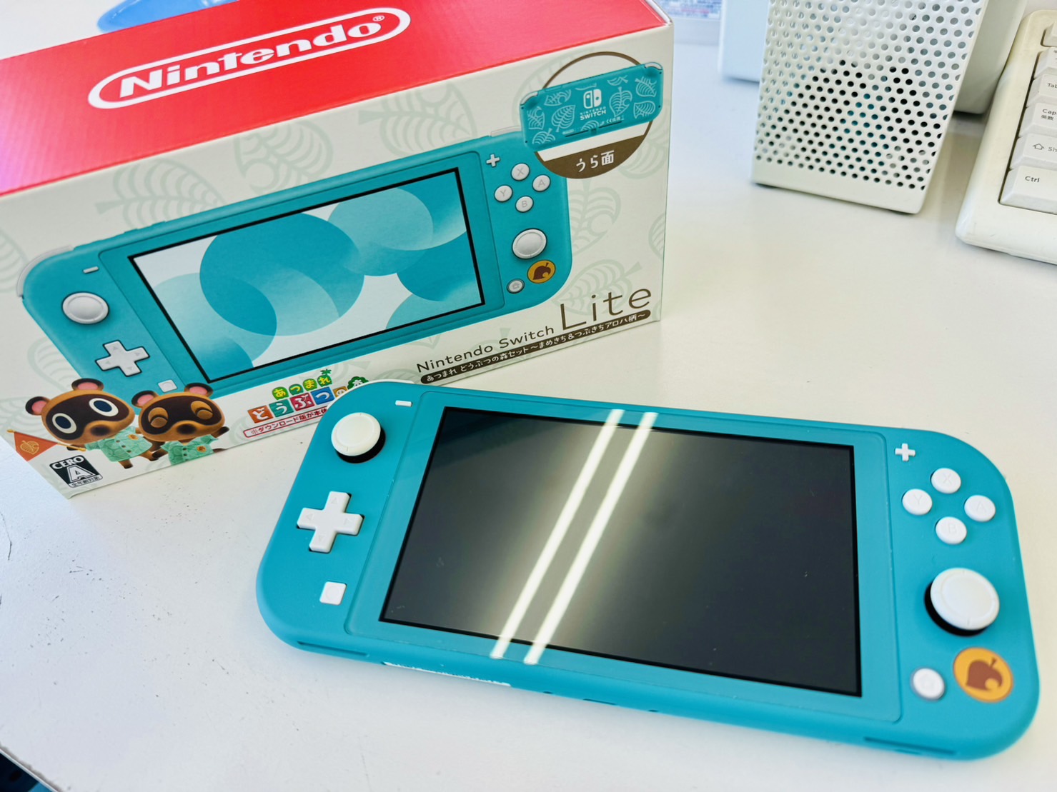 Switch Lite 本体 あつまれ どうぶつの森 まめきち&つぶきちアロハ柄