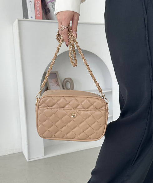 フラワーモチーフ キルティング チェーンショルダーバッグ | CL1243077