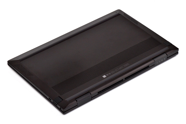 HP ENVY x360 13-ay (2021年モデル) レビュー：良デザインでパワフル