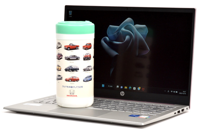 HP Pavilion 14-dv (2022年モデル) レビュー：SAKURAのカラーが