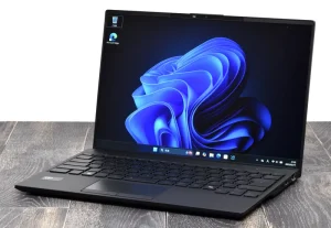 富士通 LIFEBOOK WU4/J3 (2024年10月モデル) レビュー | 大人のための