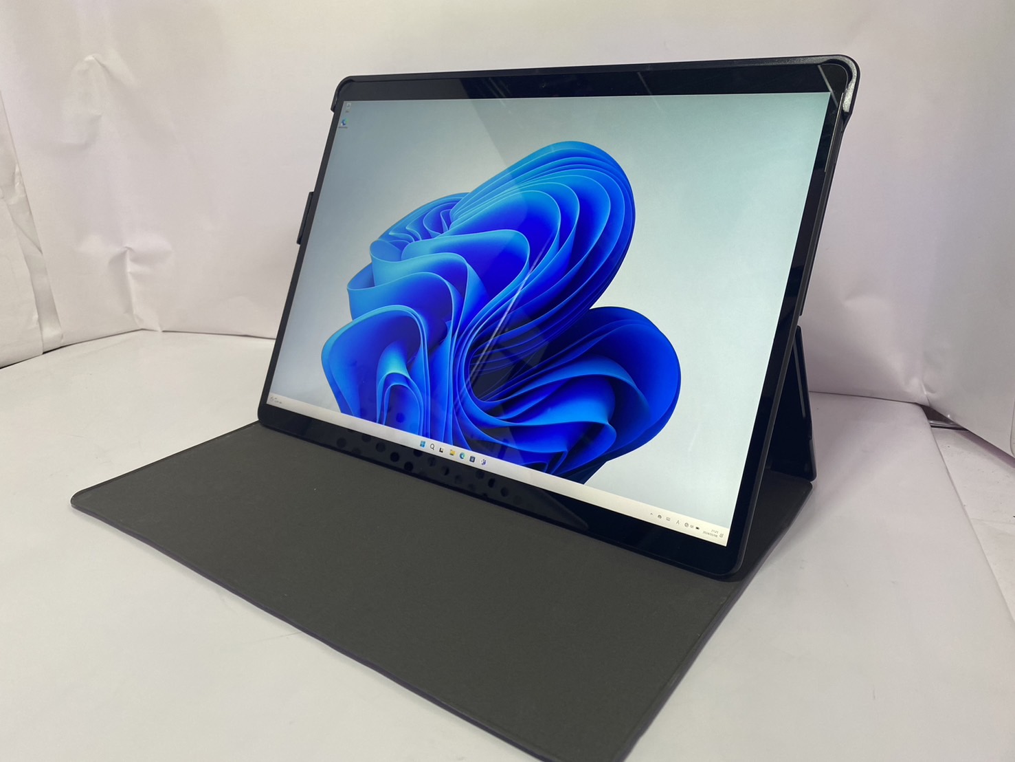 Microsoft(マイクロソフト) Surface Pro 8 1983 8PV-00026の激安通販