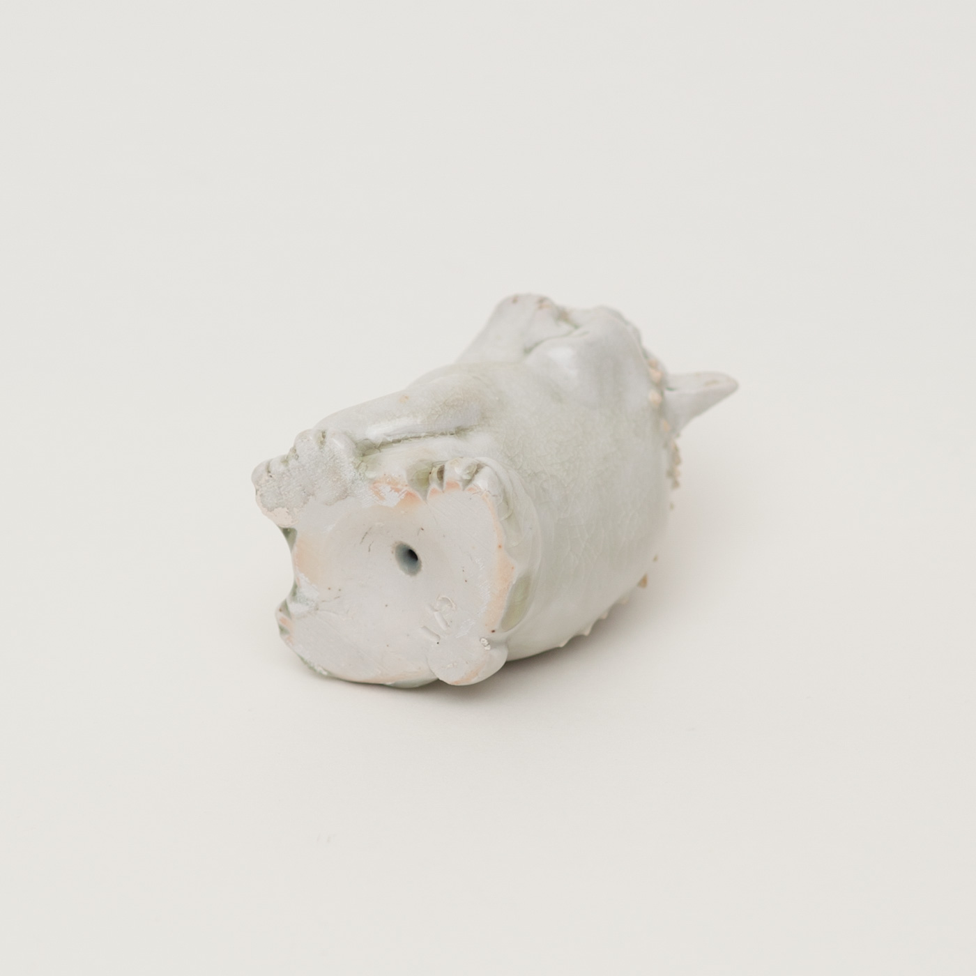 白磁 獅子狛犬 | Works | 光藤 佐 | panorama