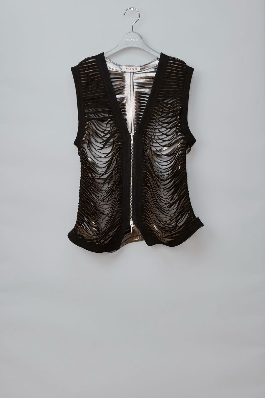 MASU(エムエーエスユー)のSHREDDER LEATHER VEST BLACKの通販｜PALETTE