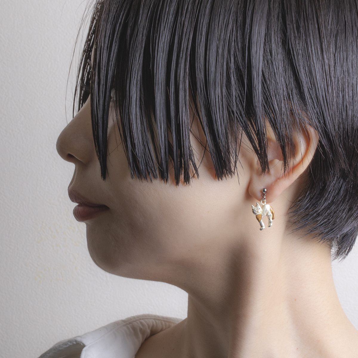 エヌ・ユーイヤリング(シルバーカラー) / N ・U(Silver Color)｜4F