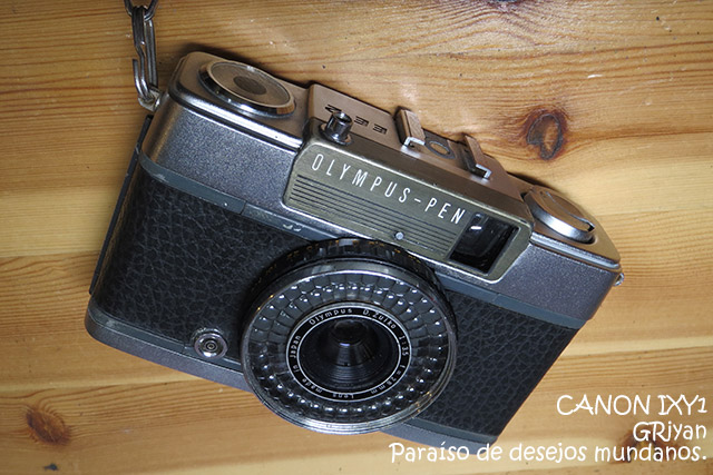 OLYMPUS PEN EE-2のやさし〜い使い方 | 初めてのフィルムカメラ