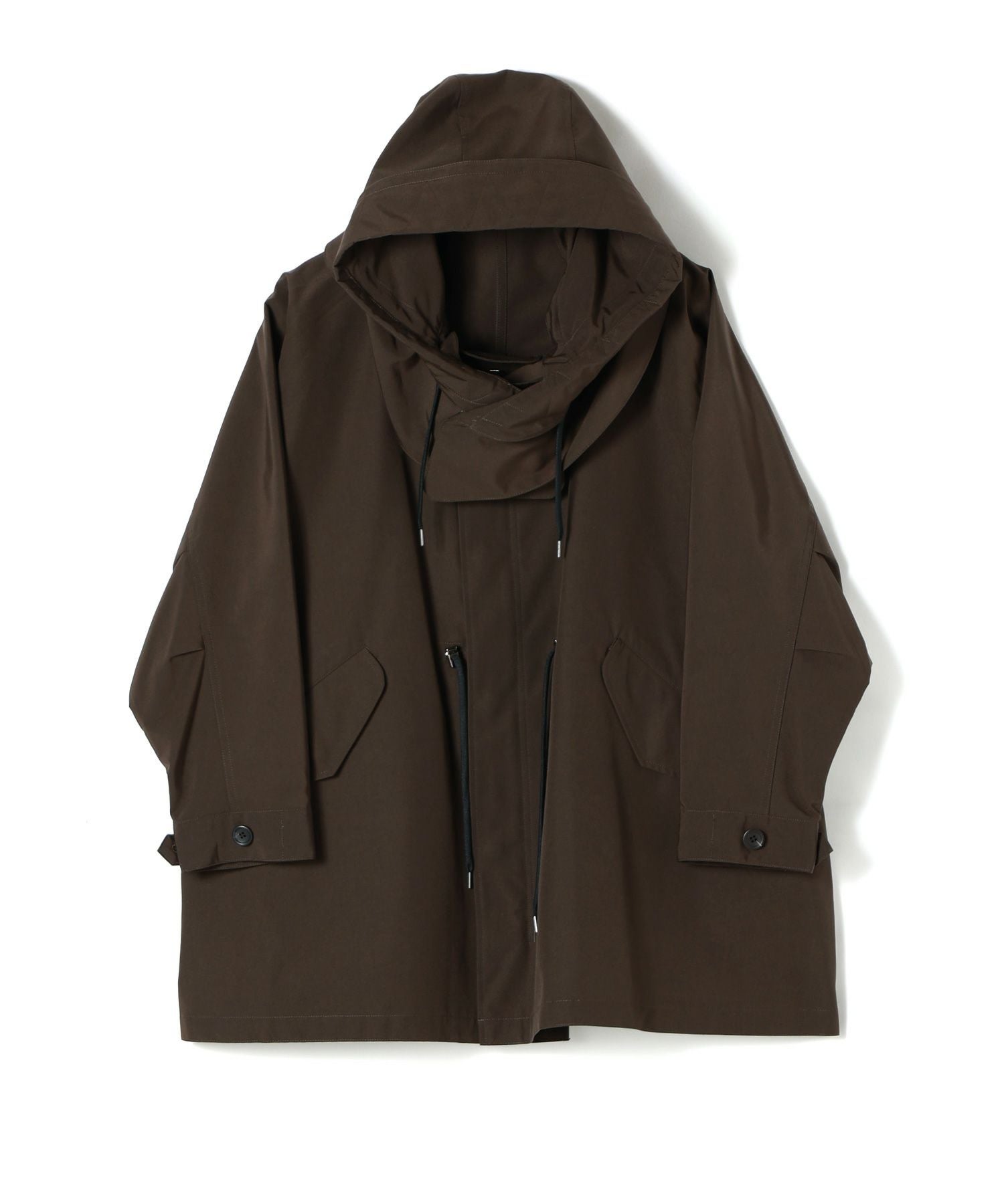 VACHEMENT(ヴァシュモン)】 リサイクルシェルタフタショートモッズ