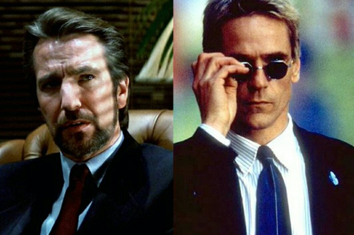 久々にダイハード3見た～✨ ジェレミーアイアンズめちゃ美人だった