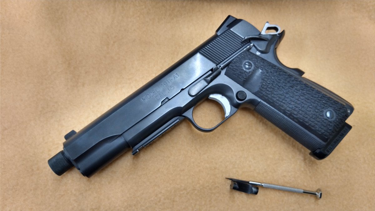 ちょっと話題になったんで、スライドストップが掛からないとかブロー