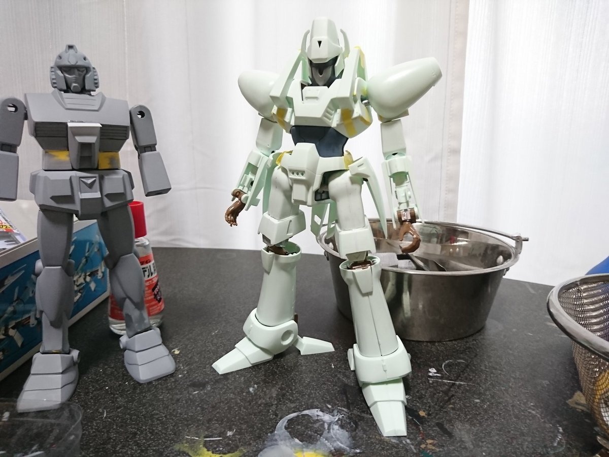 1/100 フルアクション エルガイム始めました。 肩の幅詰め、肩関節の