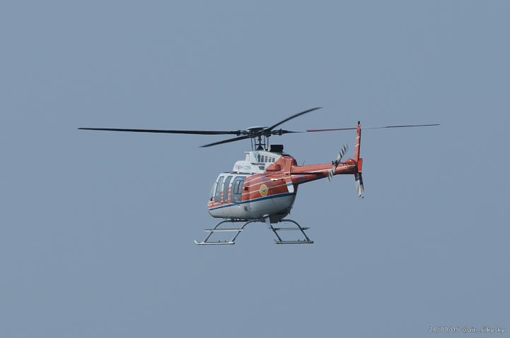 今日の17時前、新日本ヘリコプターのBell 407(JA540*)が送電線
