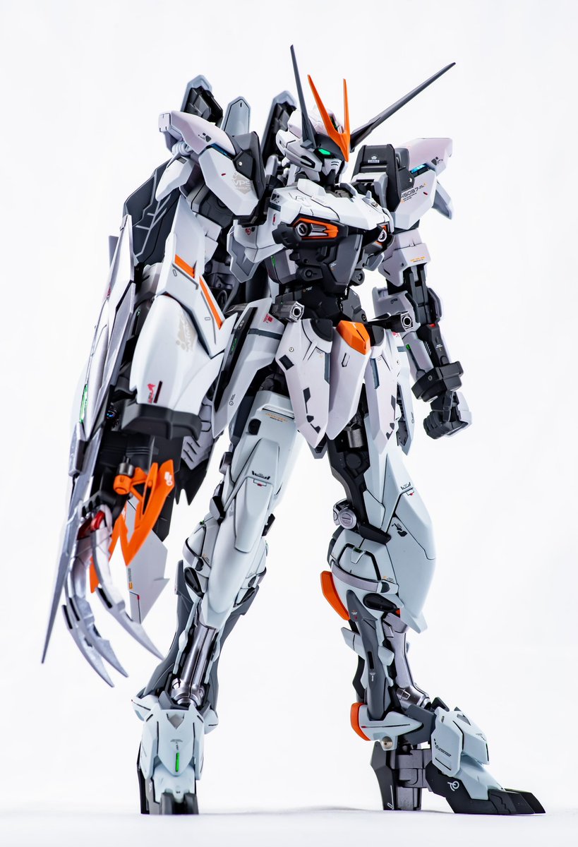 MG 1/100 ガンダムテスタメント完成しました💪 今回は足回りを