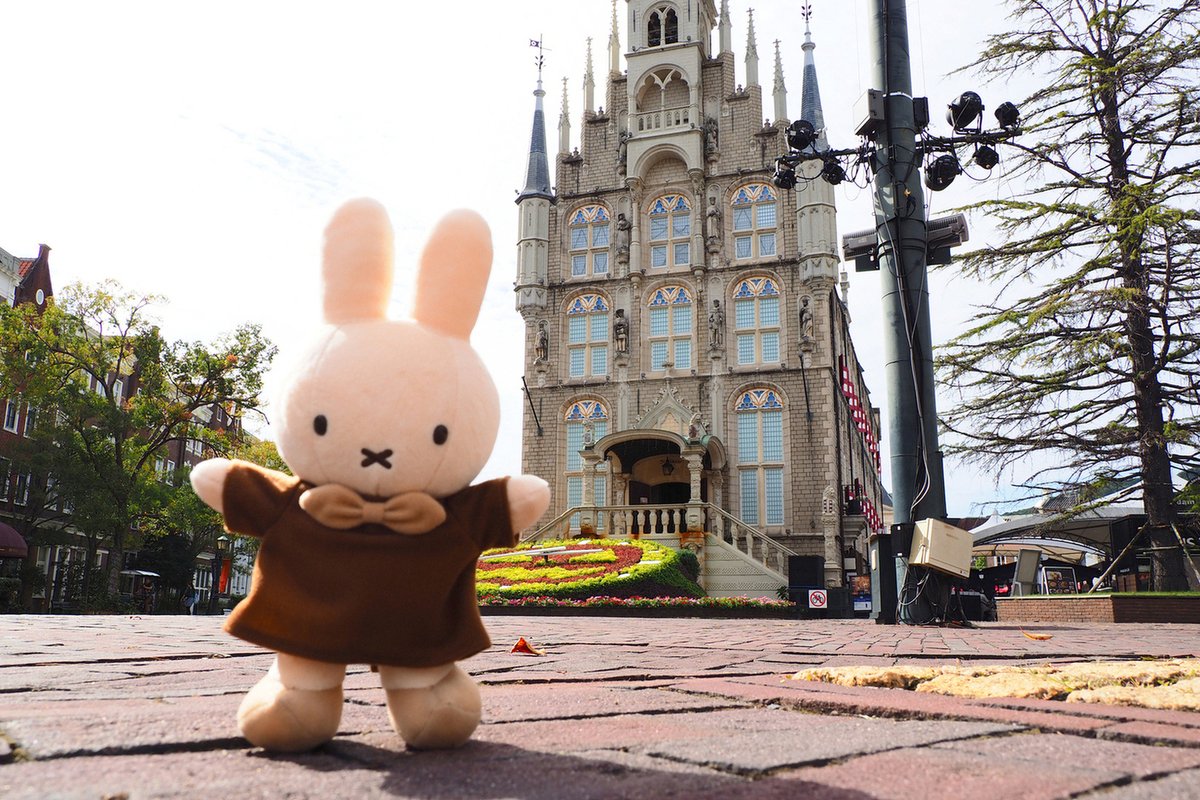 本日10/6（金）より販売開始！🐰 ＼ 大人気の手足が動くポーズ